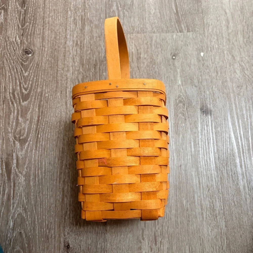Longaberger 1998 Large Peg Basket with Plastic Liner Handwoven USA 11151 Honey
